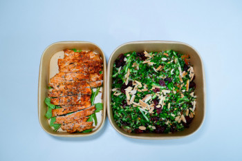 סלט אנרגיה (קינואה עוף)